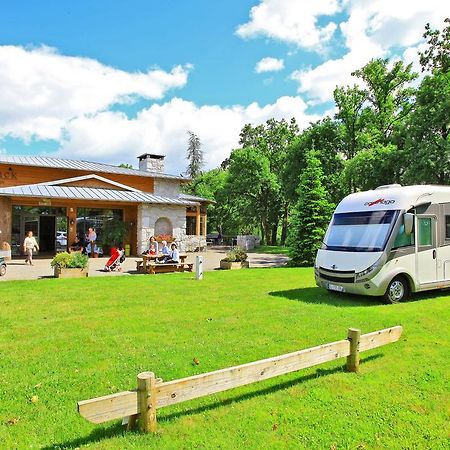 Albirondack Camping Lodge & Spa Εξωτερικό φωτογραφία