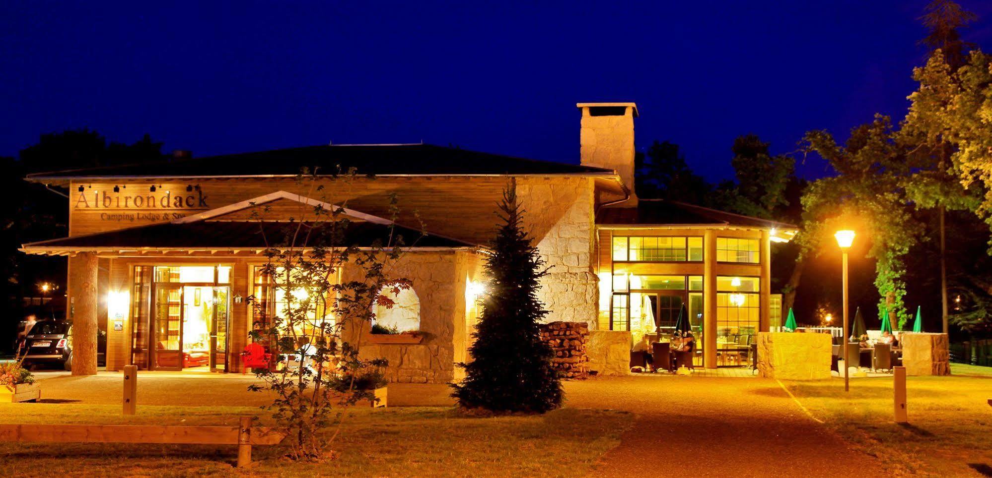 Albirondack Camping Lodge & Spa Εξωτερικό φωτογραφία